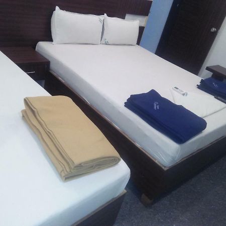 צ'נאי Central Saphire Residency-Only For Indians מראה חיצוני תמונה