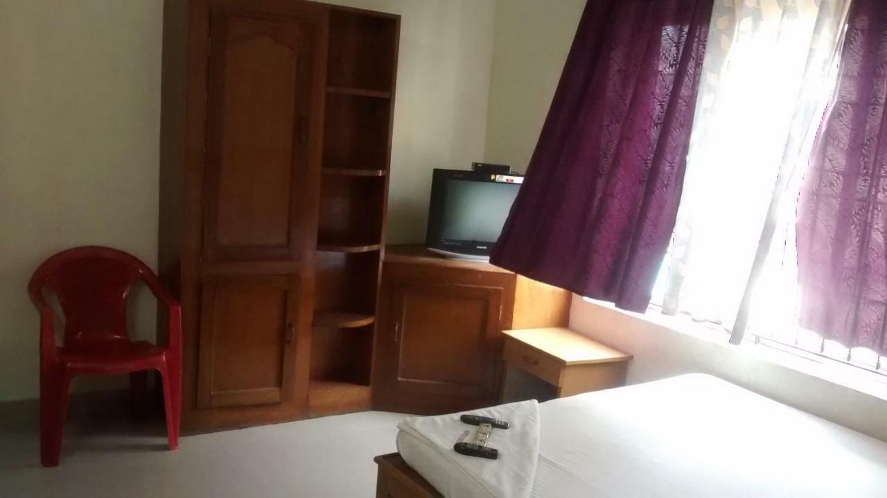 צ'נאי Central Saphire Residency-Only For Indians מראה חיצוני תמונה