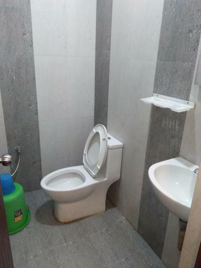 צ'נאי Central Saphire Residency-Only For Indians מראה חיצוני תמונה